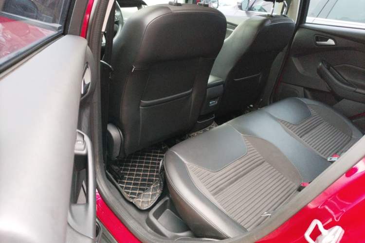 Used Ford Focus 2018 Sedan Classic 1.6L Automatic Trendy SmartDrive Edition Left Rear Seat