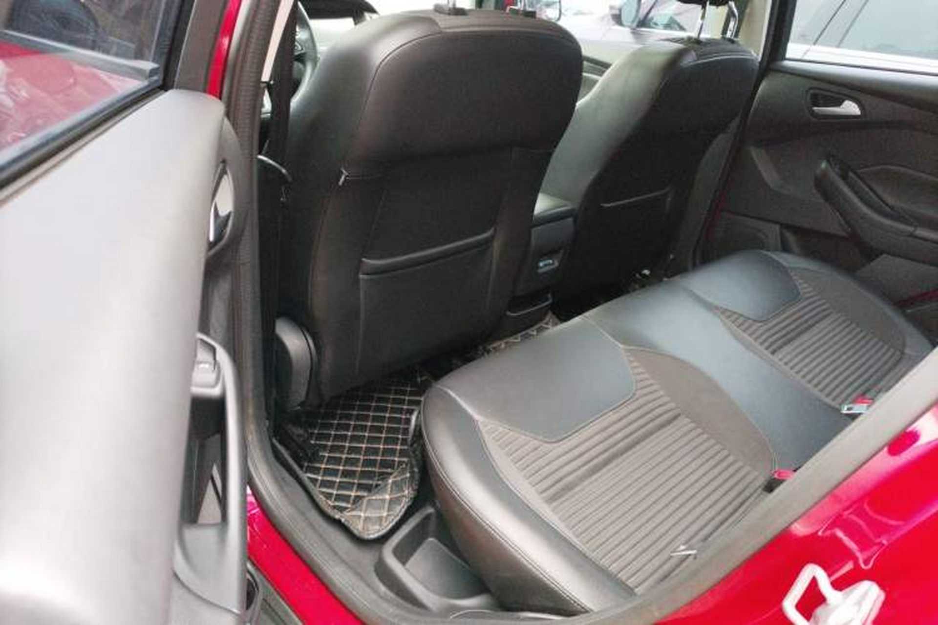 Used Ford Focus 2018 Sedan Classic 1.6L Automatic Trendy SmartDrive Edition Left Rear Seat