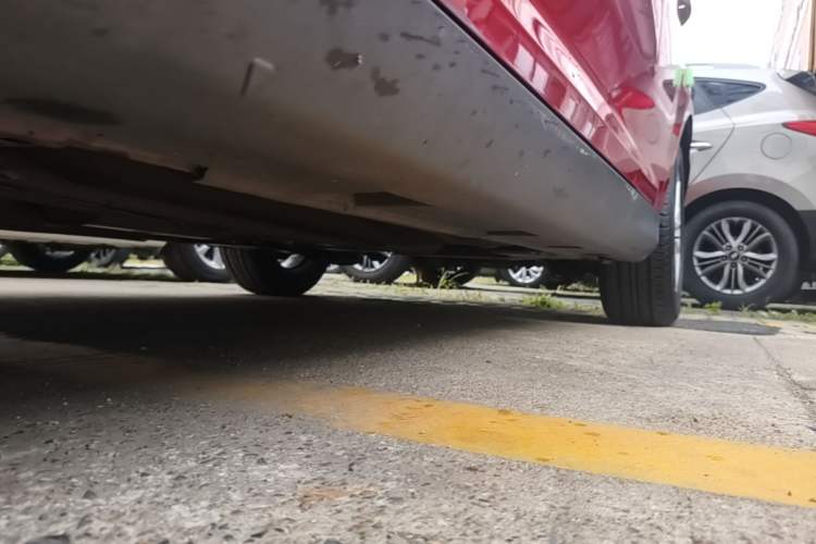 Used Ford Focus 2018 Sedan Classic 1.6L Automatic Trendy SmartDrive Edition Left Side Sill