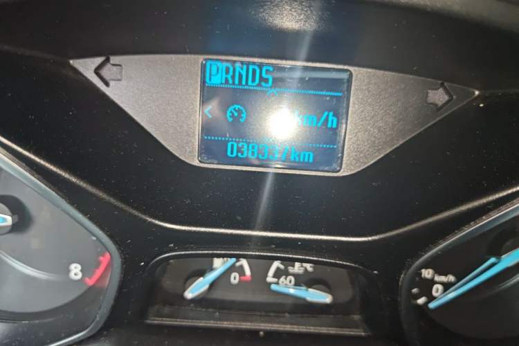 Used Ford Focus 2018 Sedan Classic 1.6L Automatic Trendy SmartDrive Edition Odometer Close Up