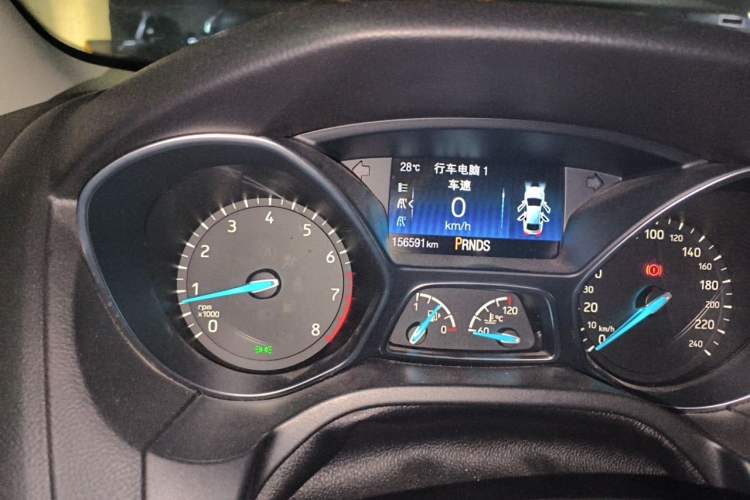 Used Ford Focus 2018 Hatchback Classic EcoBoost 180 Automatic Sport Edition Odometer Close Up