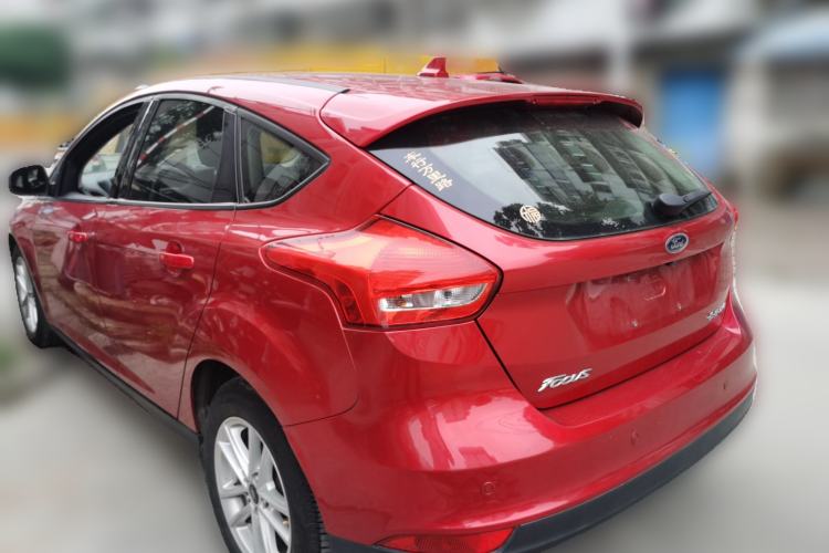 Used Ford Focus 2018 Hatchback Classic 1.6L Automatic Trendy SmartDrive Edition Rear Left 45 Deg