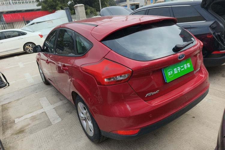 Used Ford Focus 2018 Hatchback Classic 1.6L Automatic Comfort Plus SmartDrive Edition Rear Left 45 Deg