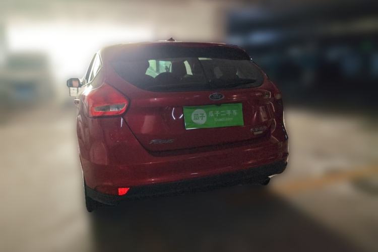 Used Ford Focus 2018 Hatchback Classic EcoBoost 180 Automatic Elite Model Rear Left 45 Deg
