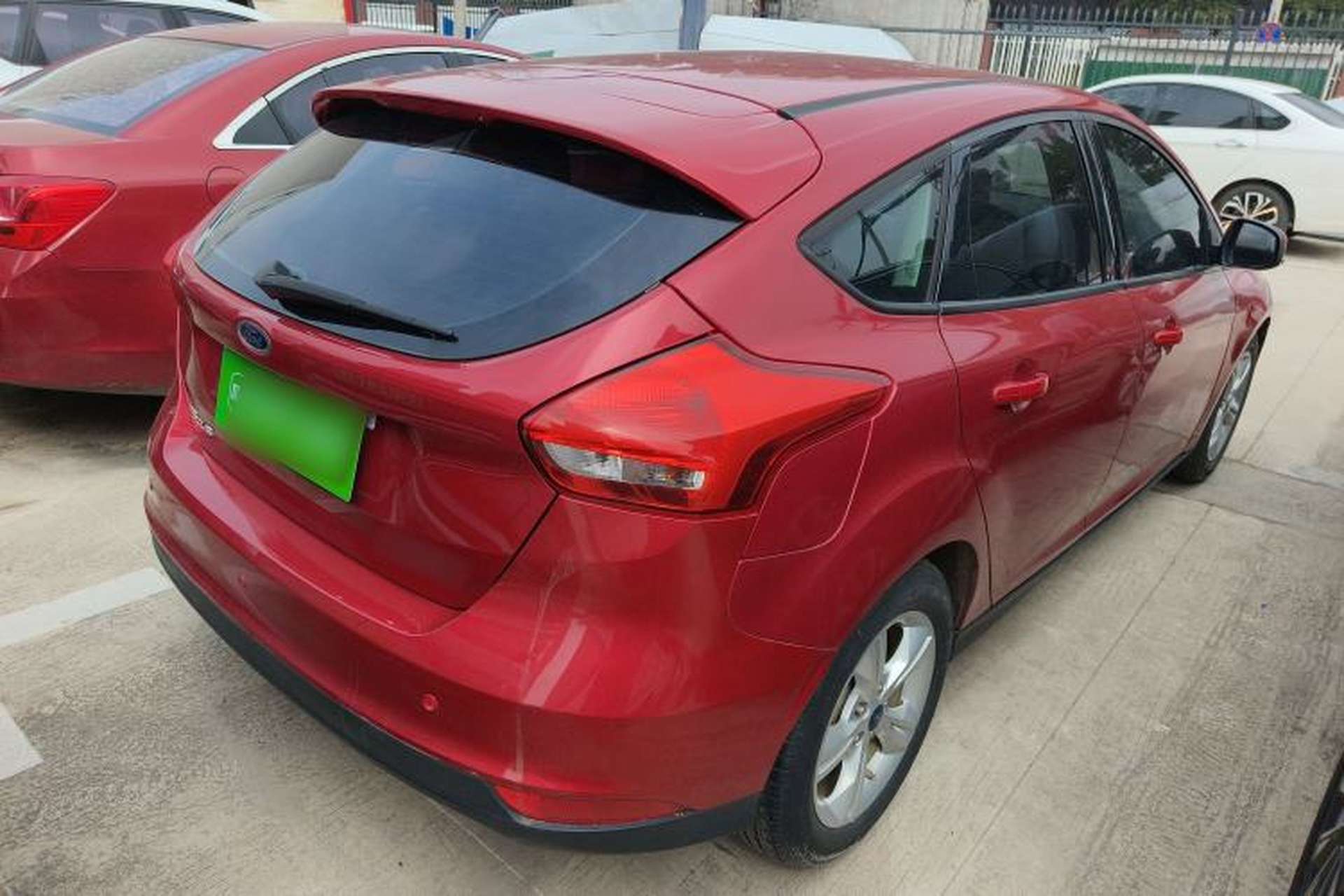 Used Ford Focus 2018 Hatchback Classic 1.6L Automatic Comfort Plus SmartDrive Edition Rear Right 45 Deg