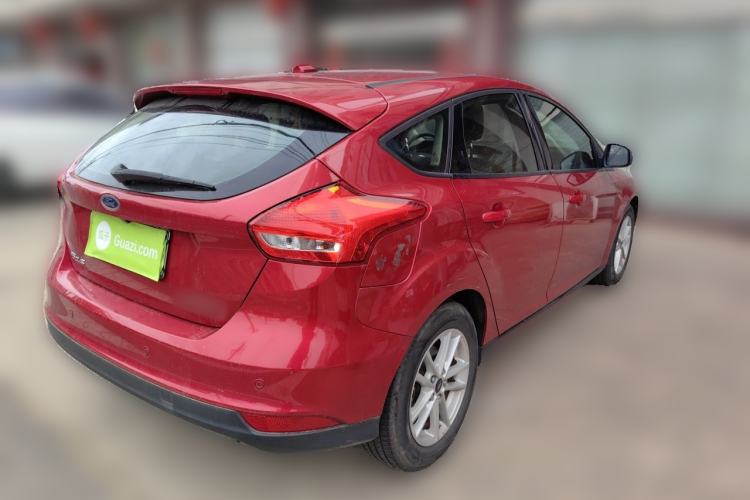 Used Ford Focus 2018 Hatchback Classic 1.6L Automatic Trendy SmartDrive Edition Rear Right 45 Deg