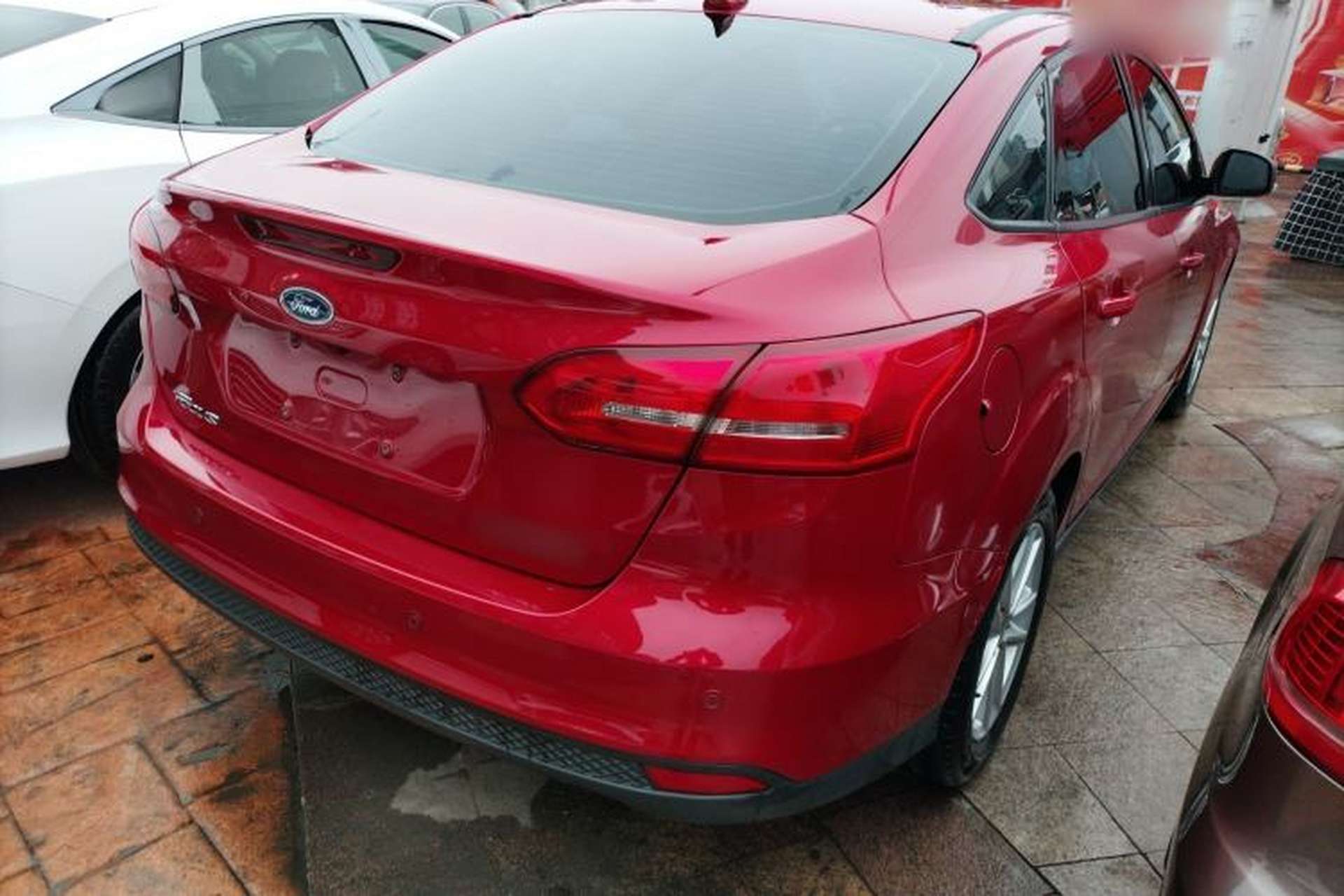 Used Ford Focus 2018 Sedan Classic 1.6L Automatic Trendy SmartDrive Edition Rear Right 45 Deg