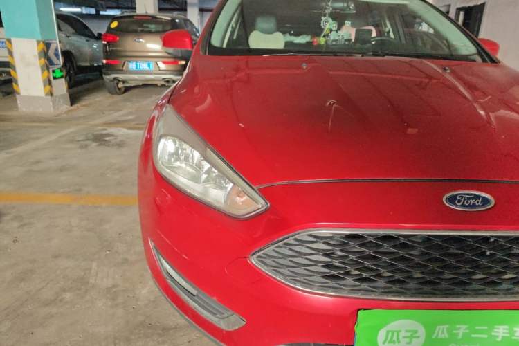 Used Ford Focus 2018 Hatchback Classic EcoBoost 180 Automatic Elite Model Right Front Headlight