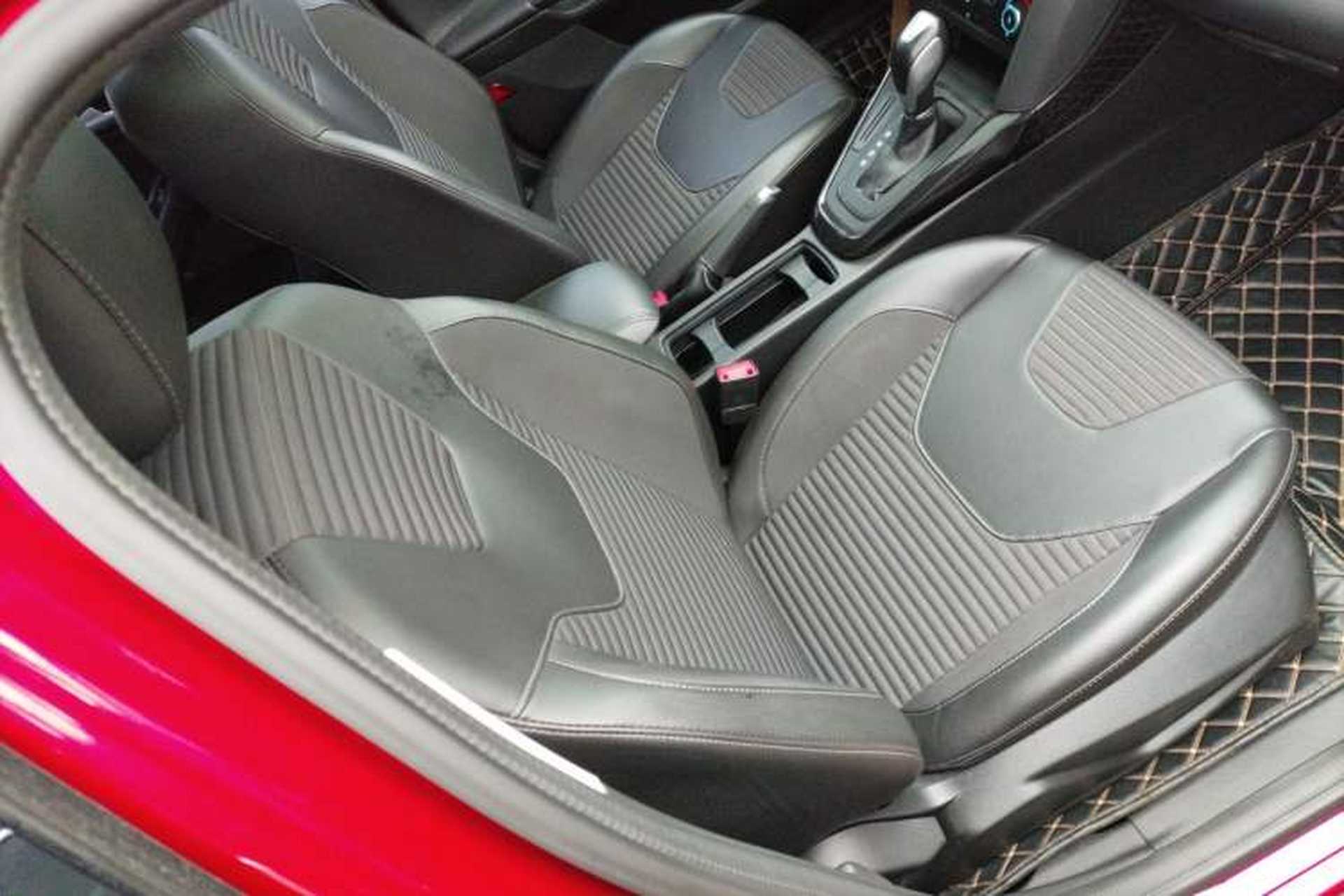 Used Ford Focus 2018 Sedan Classic 1.6L Automatic Trendy SmartDrive Edition Right Front Seat