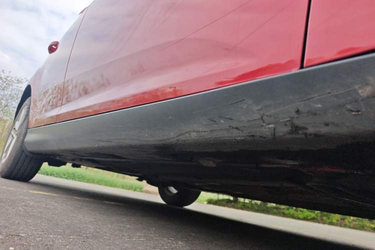 Used Ford Focus 2018 Hatchback Classic EcoBoost 180 Automatic Elite Model Right Side Sill