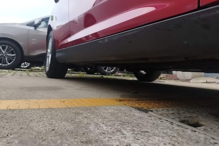 Used Ford Focus 2018 Sedan Classic 1.6L Automatic Trendy SmartDrive Edition Right Side Sill
