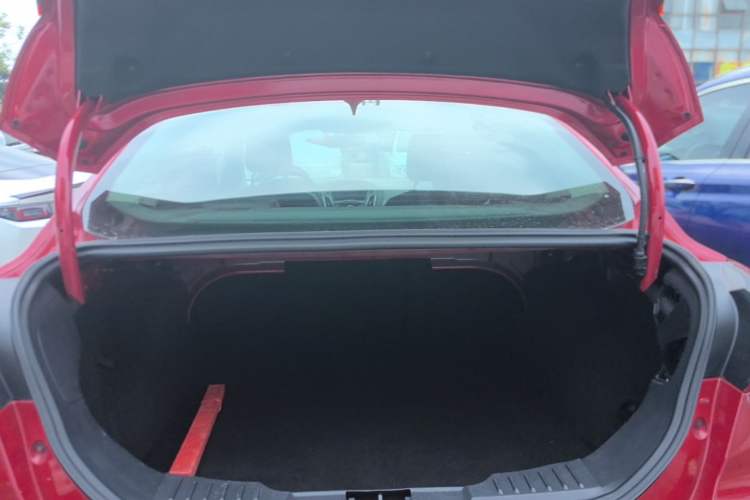Used Ford Focus 2018 Sedan Classic 1.6L Automatic Trendy SmartDrive Edition Trunk