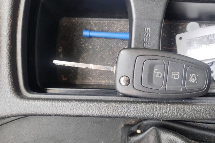 Used Ford Focus 2018 Sedan Classic 1.6L Automatic Trendy SmartDrive Edition Vehicle Key