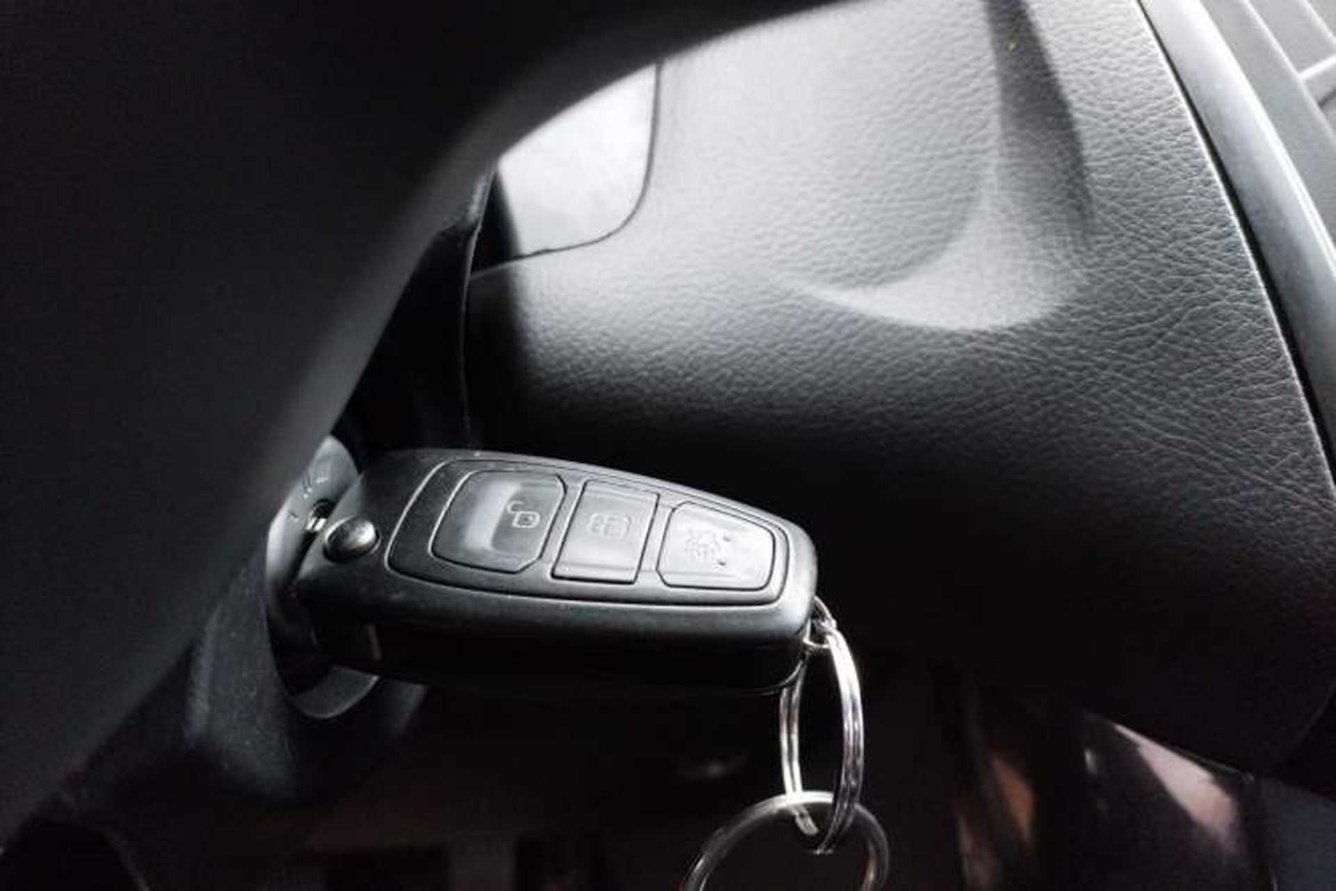Used Ford Focus 2018 Sedan Classic 1.6L Automatic Trendy SmartDrive Edition Vehicle Key