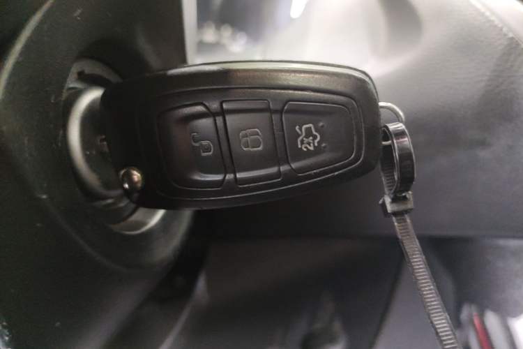Used Ford Focus 2018 Hatchback Classic EcoBoost 180 Automatic Elite Model Vehicle Key