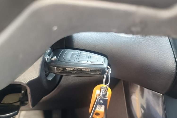 Used Ford Focus 2018 Sedan Classic 1.6L Automatic Trendy SmartDrive Edition Vehicle Key