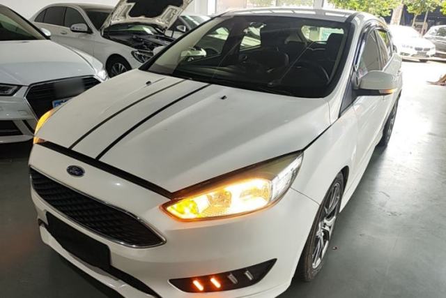 Used Ford Focus 2018 Hatchback Classic 1.6L Automatic Comfort Plus SmartDrive Edition