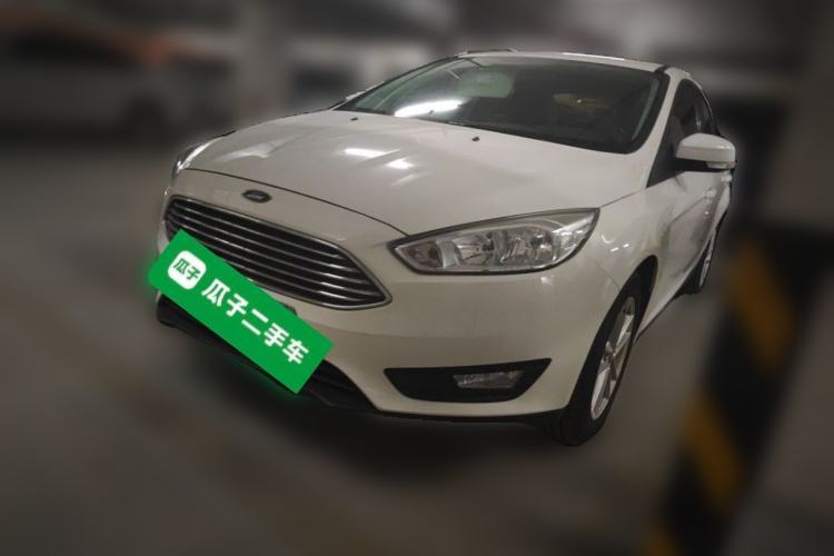 Used Ford Focus 2018 Sedan Classic 1.6L Manual Fashion Edition SmartDrive Version Guazi used car, China used car export, Used car for sale, Used cars, Cheapest cars for sale