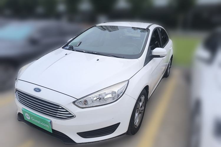 Used Ford Focus 2018 Sedan Classic 1.6L Automatic Comfort Plus Smart Drive Version Guazi used car, China used car export, Used car for sale, Used Ford cars, Cheapest cars for sale