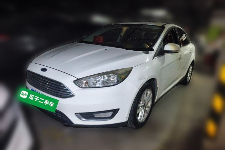 Used Ford Focus 2018 Sedan Classic EcoBoost 180 Automatic Elite Model Guazi used car, China used car export, Used car for sale, Used  cars, Cheapest cars for sale