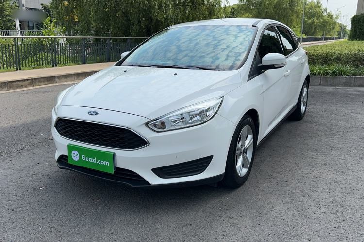 Used Ford Focus 2018 Hatchback Classic 1.6L Automatic Comfort Plus SmartDrive Edition Guazi used car, China used car export, Used car for sale, Used cars, Cheapest cars for sale