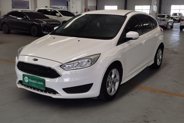 Used Ford Focus 2018 Hatchback Classic 1.6L Automatic Comfort Plus SmartDrive Edition Guazi used car, China used car export, Used car for sale, Used cars, Cheapest cars for sale