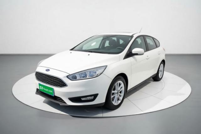Ford Focus 2018 Hatchback Classic 1.6L Automatic Trendy SmartDrive Edition с пробегом