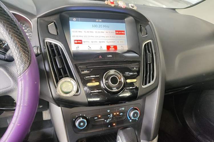 Used Ford Focus 2018 Hatchback Classic 1.6L Automatic Comfort Plus SmartDrive Edition Audio And AC Panel