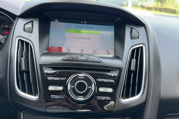 Used Ford Focus 2018 Hatchback Classic 1.6L Automatic Comfort Plus SmartDrive Edition Audio And AC Panel