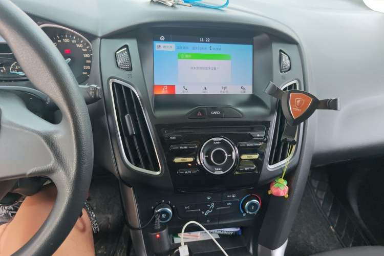 Used Ford Focus 2018 Hatchback Classic 1.6L Manual Comfort Plus SmartDrive Edition Audio And AC Panel