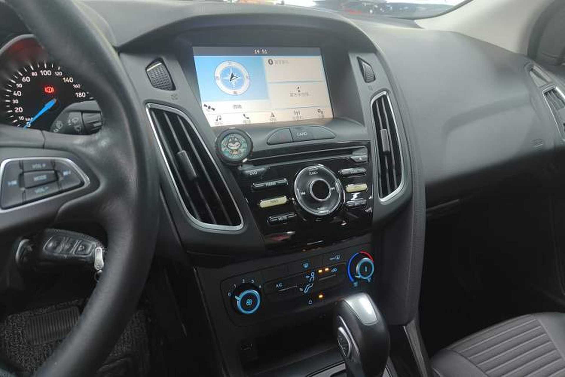 Used Ford Focus 2018 Sedan Classic 1.6L Automatic Trendy SmartDrive Edition Audio And AC Panel