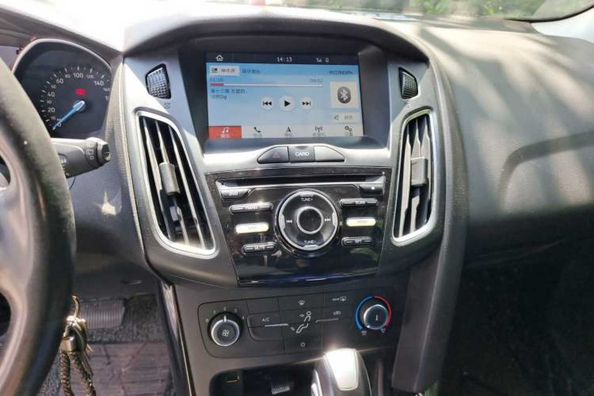 Used Ford Focus 2018 Hatchback Classic 1.6L Automatic Trendy SmartDrive Edition Audio And AC Panel