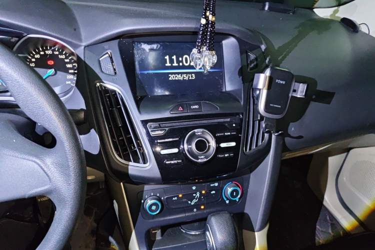 Used Ford Focus 2018 Sedan Classic 1.6L Automatic Comfort Plus Smart Drive Version Audio And AC Panel