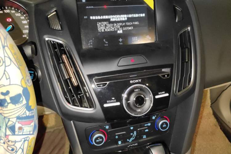 Used Ford Focus 2018 Sedan Classic EcoBoost 180 Automatic Flagship Model Audio And AC Panel