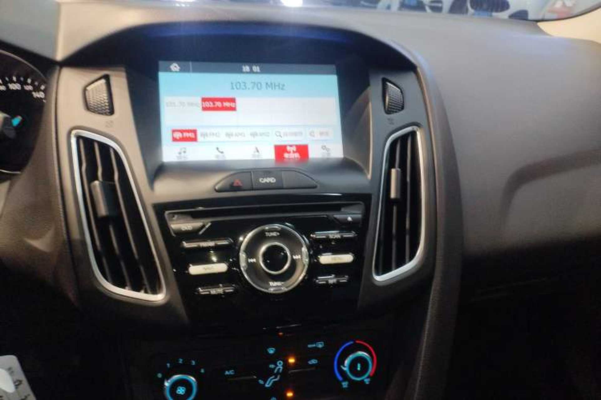 Used Ford Focus 2018 Hatchback Classic 1.6L Automatic Trendy SmartDrive Edition Audio And AC Panel
