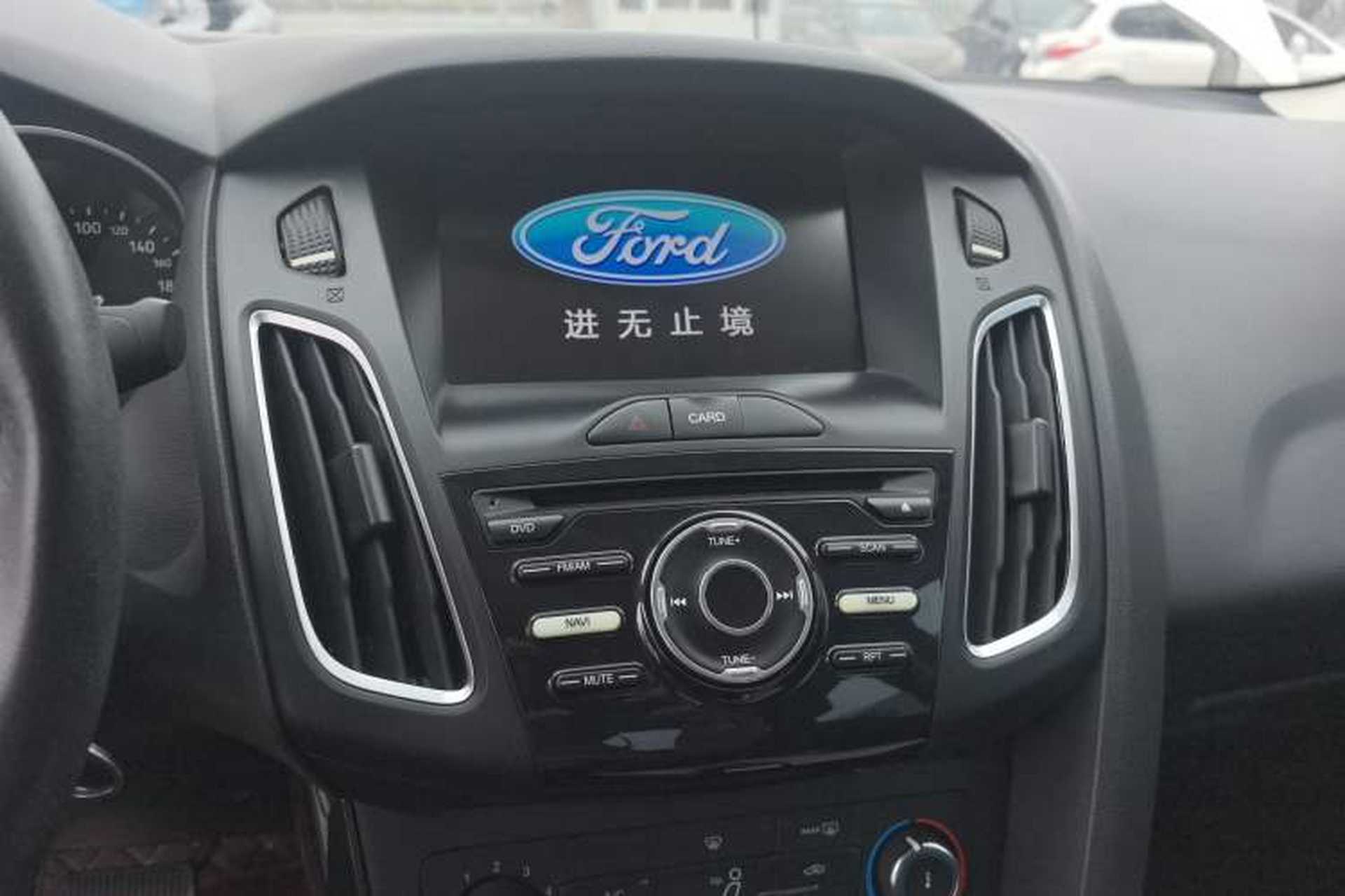 Used Ford Focus 2018 Sedan Classic 1.6L Automatic Trendy SmartDrive Edition Audio And AC Panel
