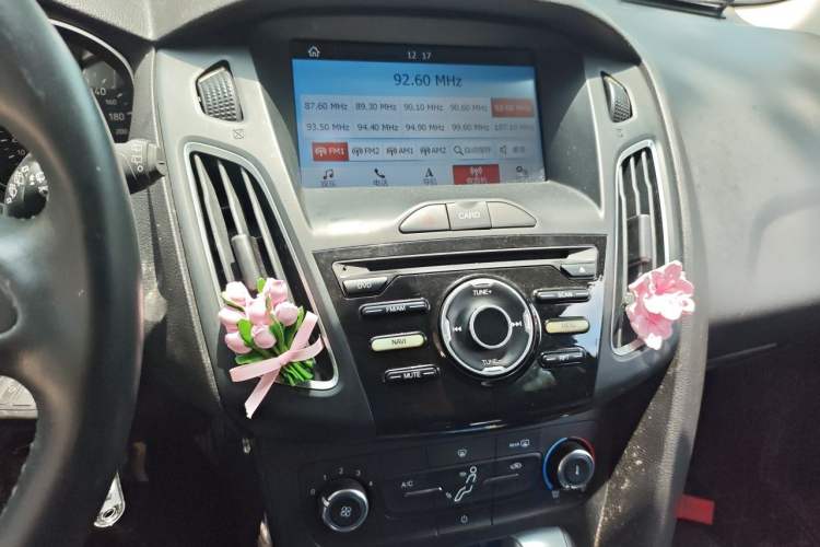 Used Ford Focus 2018 Hatchback Classic 1.6L Automatic Trendy SmartDrive Edition Audio And AC Panel
