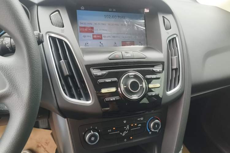 Used Ford Focus 2018 Hatchback Classic 1.6L Manual Comfort Plus SmartDrive Edition Audio And AC Panel