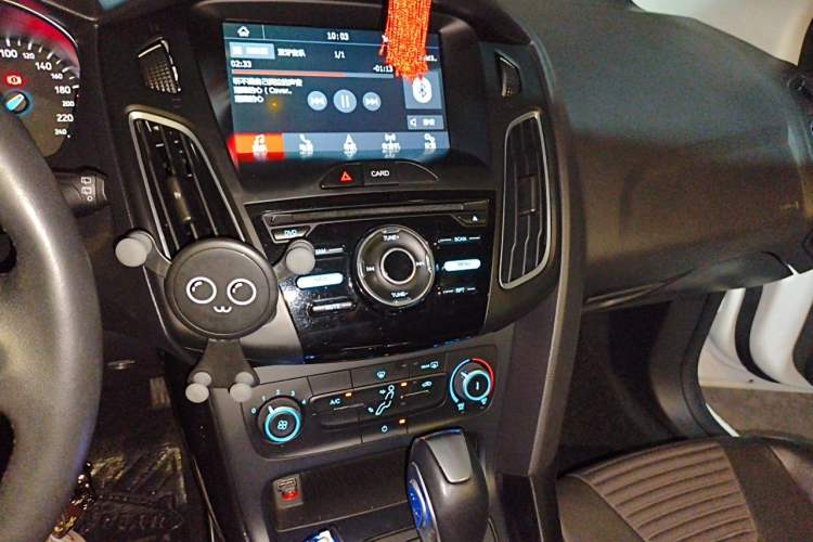 Used Ford Focus 2018 Hatchback Classic 1.6L Automatic Trendy SmartDrive Edition Audio And AC Panel