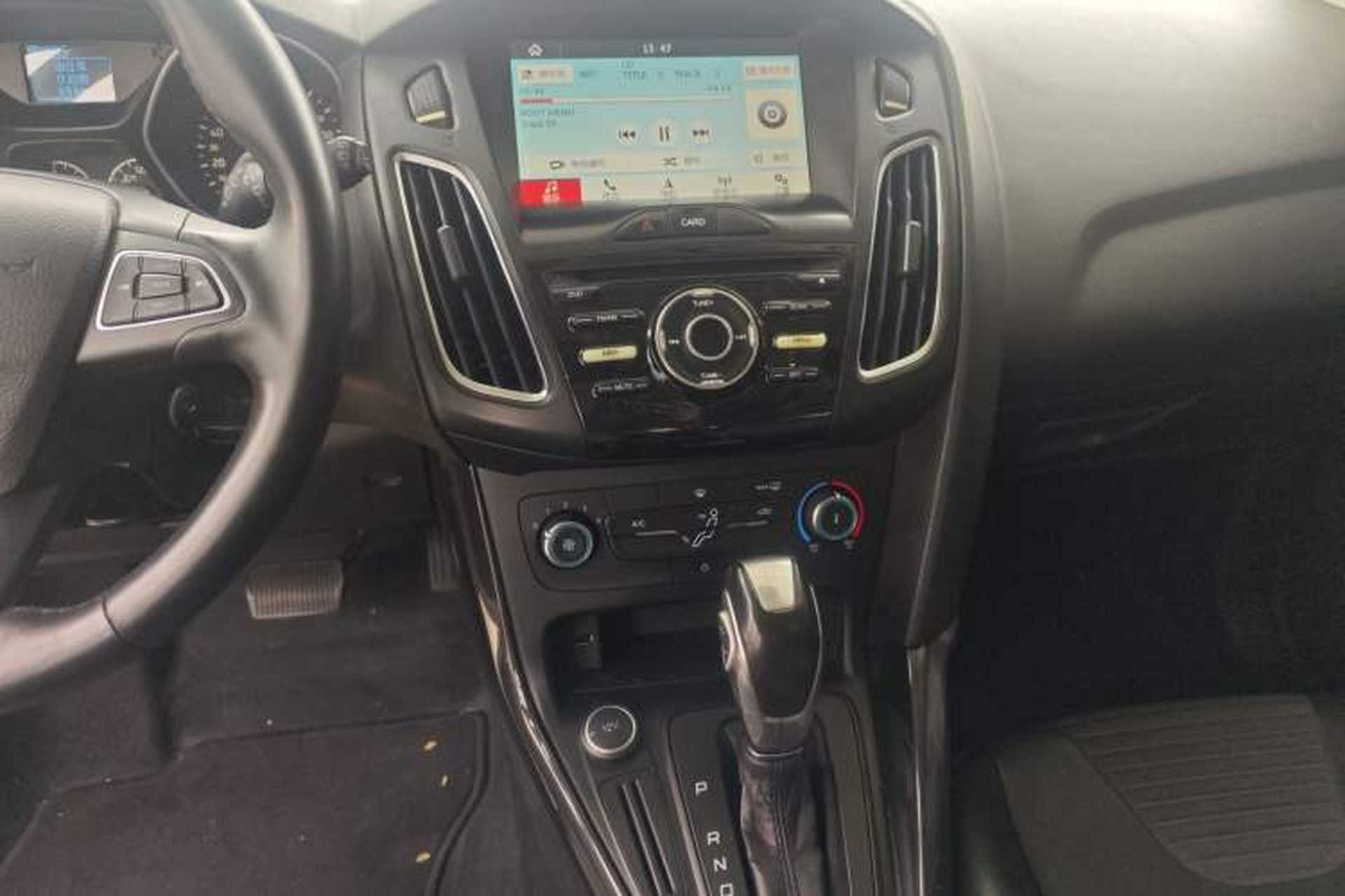 Used Ford Focus 2018 Hatchback Classic 1.6L Automatic Trendy SmartDrive Edition Audio And AC Panel