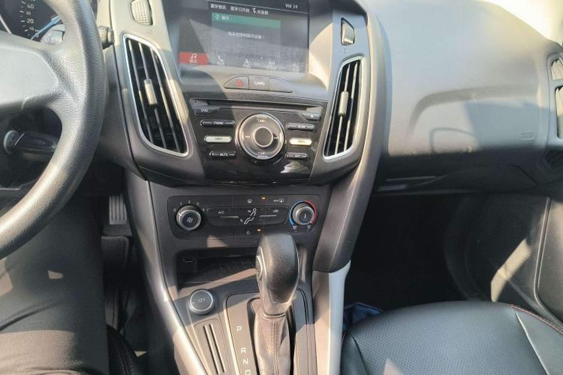 Used Ford Focus 2018 Hatchback Classic 1.6L Automatic Comfort Plus SmartDrive Edition Audio And AC Panel