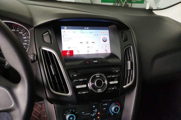 Used Ford Focus 2018 Hatchback Classic 1.6L Automatic Comfort Plus SmartDrive Edition Audio And AC Panel