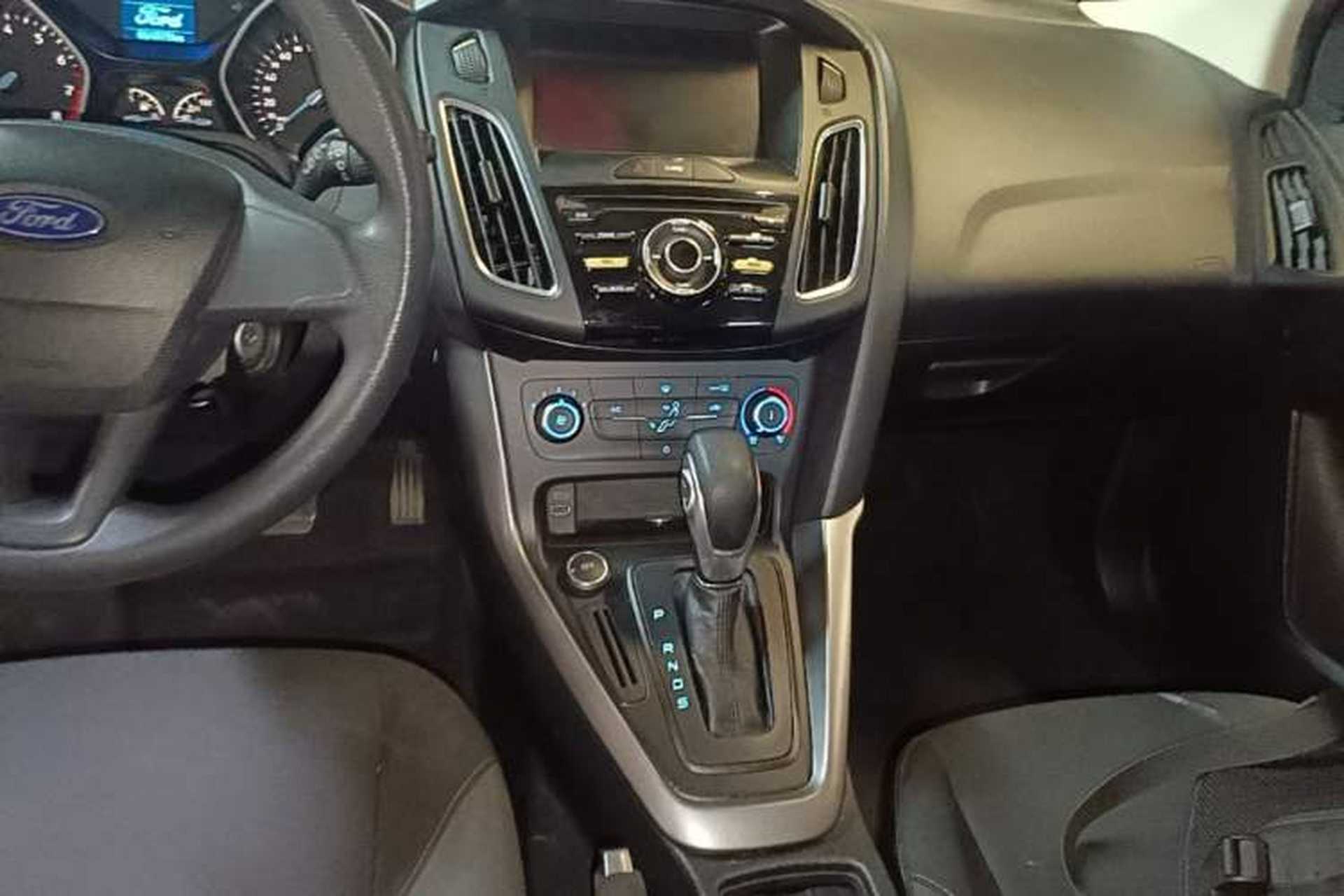 Used Ford Focus 2018 Hatchback Classic 1.6L Automatic Comfort Plus SmartDrive Edition Audio And AC Panel