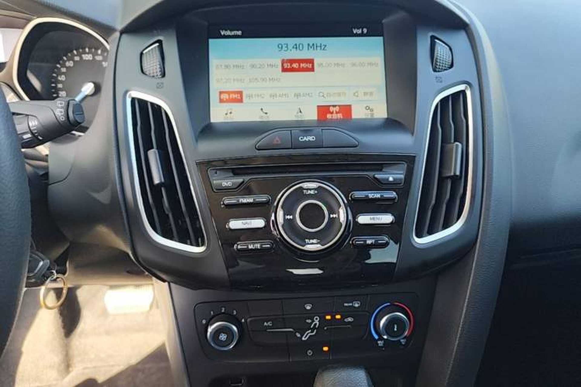 Used Ford Focus 2018 Hatchback Classic 1.6L Automatic Comfort Plus SmartDrive Edition Audio And AC Panel