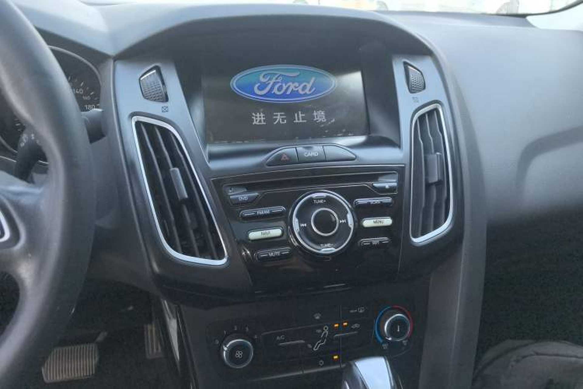 Used Ford Focus 2018 Sedan Classic 1.6L Automatic Trendy SmartDrive Edition Audio And AC Panel
