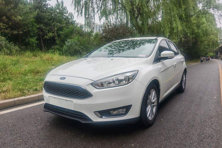 Used Ford Focus 2018 Hatchback Classic EcoBoost 180 Automatic Elite Model Guazi used car, China used car export, Used car for sale, Used  cars, Cheapest cars for sale