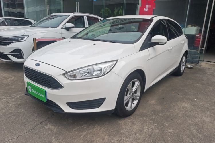 Used Ford Focus 2018 Hatchback Classic 1.6L Automatic Comfort Plus SmartDrive Edition Guazi used car, China used car export, Used car for sale, Used cars, Cheapest cars for sale