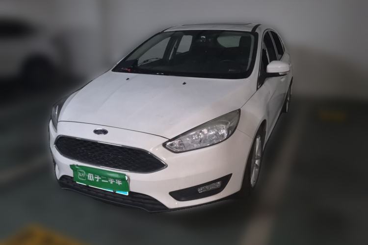 Used Ford Focus 2018 Two-Door Classic EcoBoost 125 Automatic Supercharged Style SmartDrive Edition Guazi used car, China used car export, Used car for sale, Used cars, Cheapest cars for sale