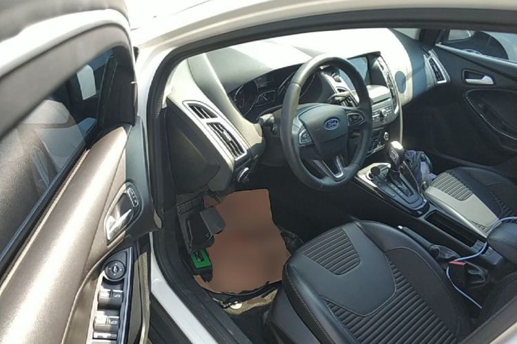 Used Ford Focus 2018 Sedan Classic EcoBoost 180 Automatic Elite Model Driver Seat