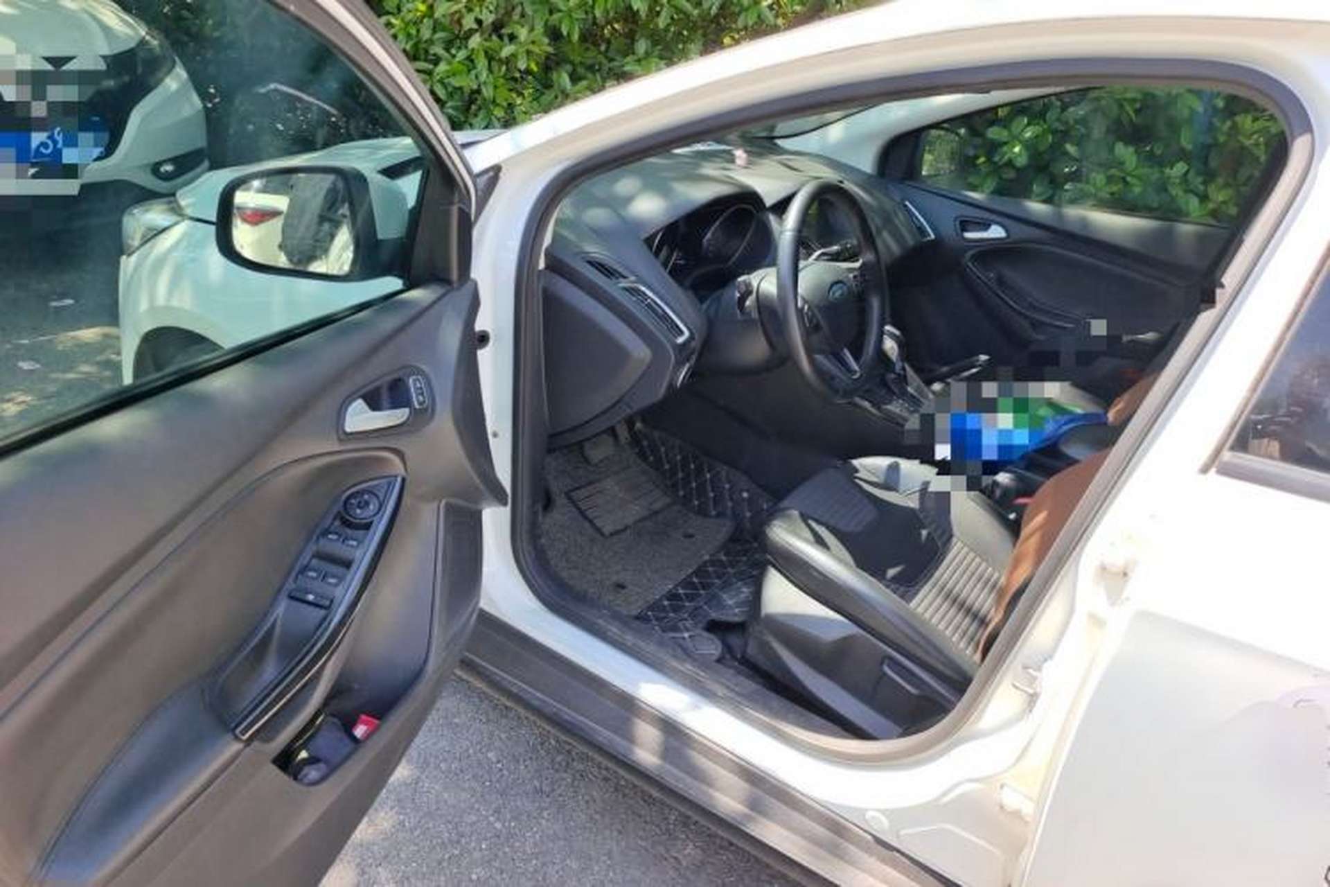 Used Ford Focus 2018 Hatchback Classic 1.6L Automatic Trendy SmartDrive Edition Driver Seat